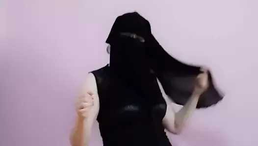 sexy muslim dances and bang