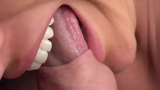 Lisa Ann’s fever ignites set, steamy humor abounds.