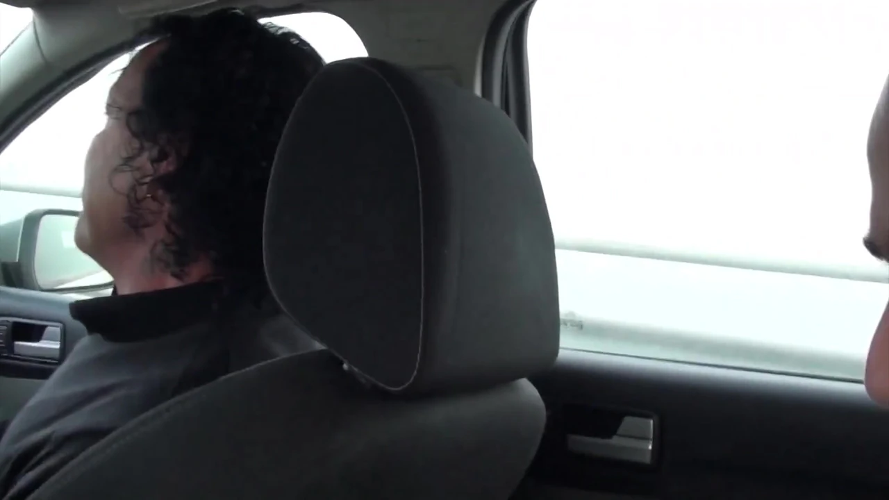 Sara chooses the pecks, not the nuts.